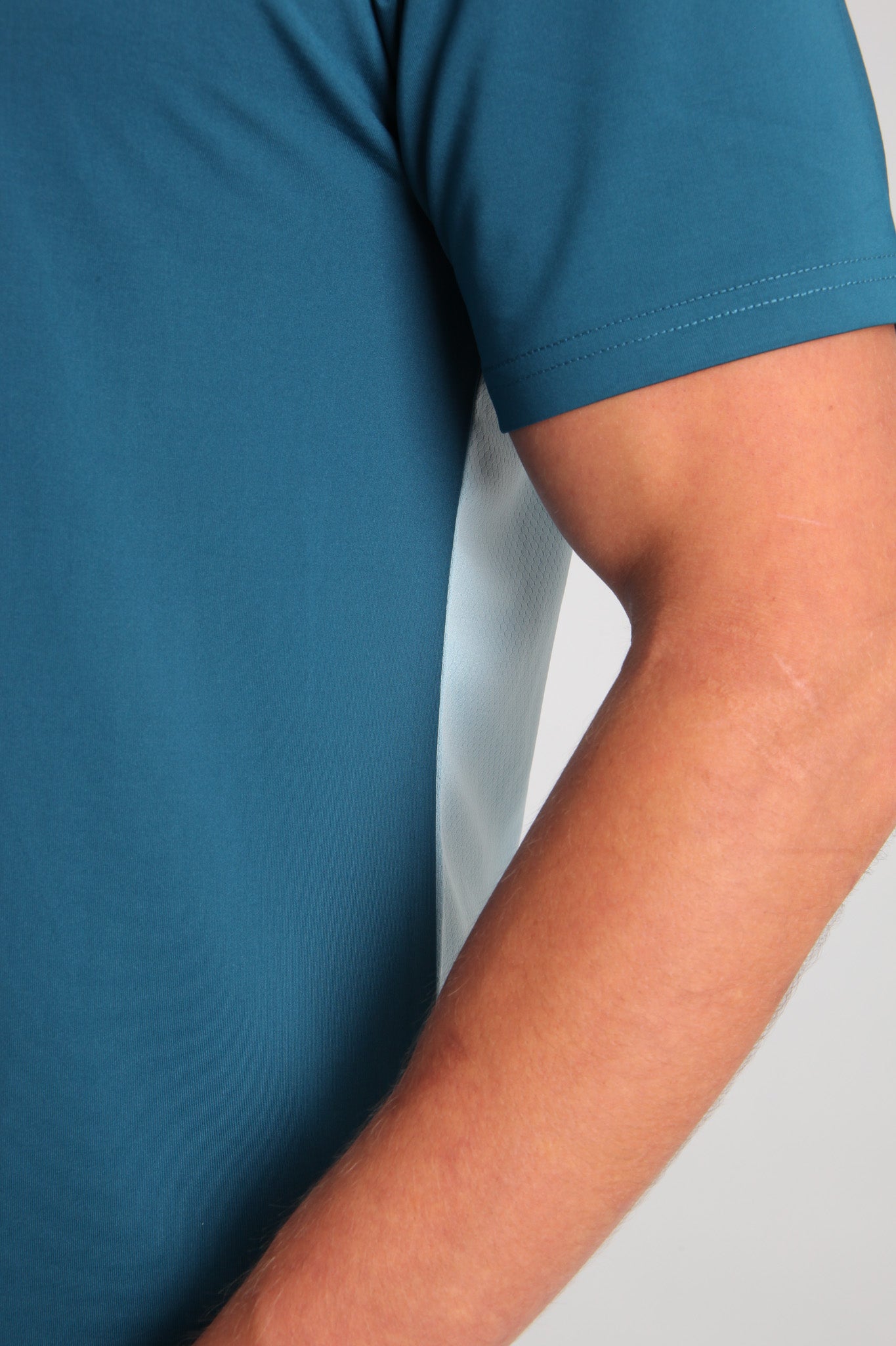 HexFlow™ T-shirt- Teal/Light Blue