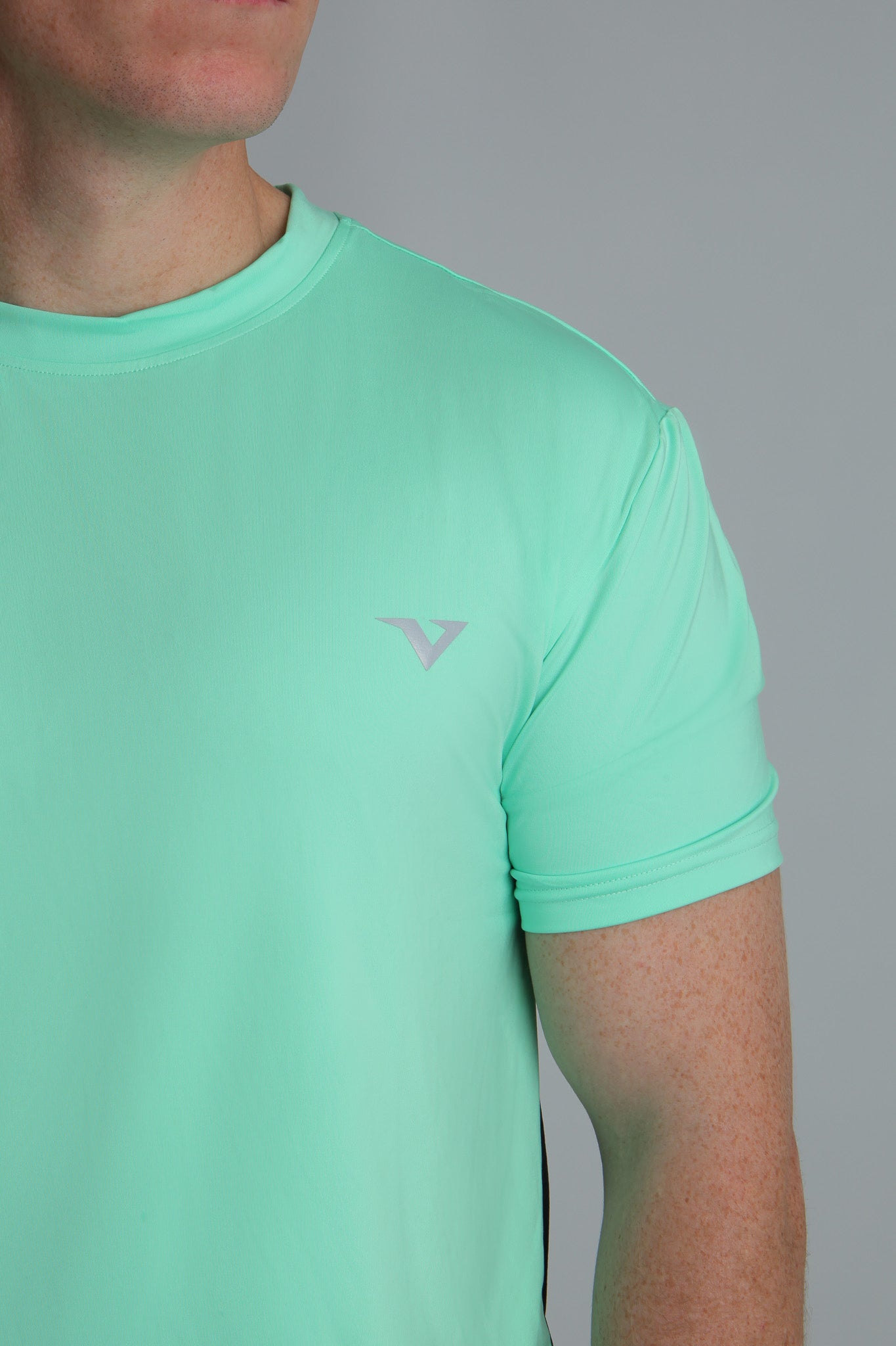 HexFlow™ T-shirt- Mint/Black