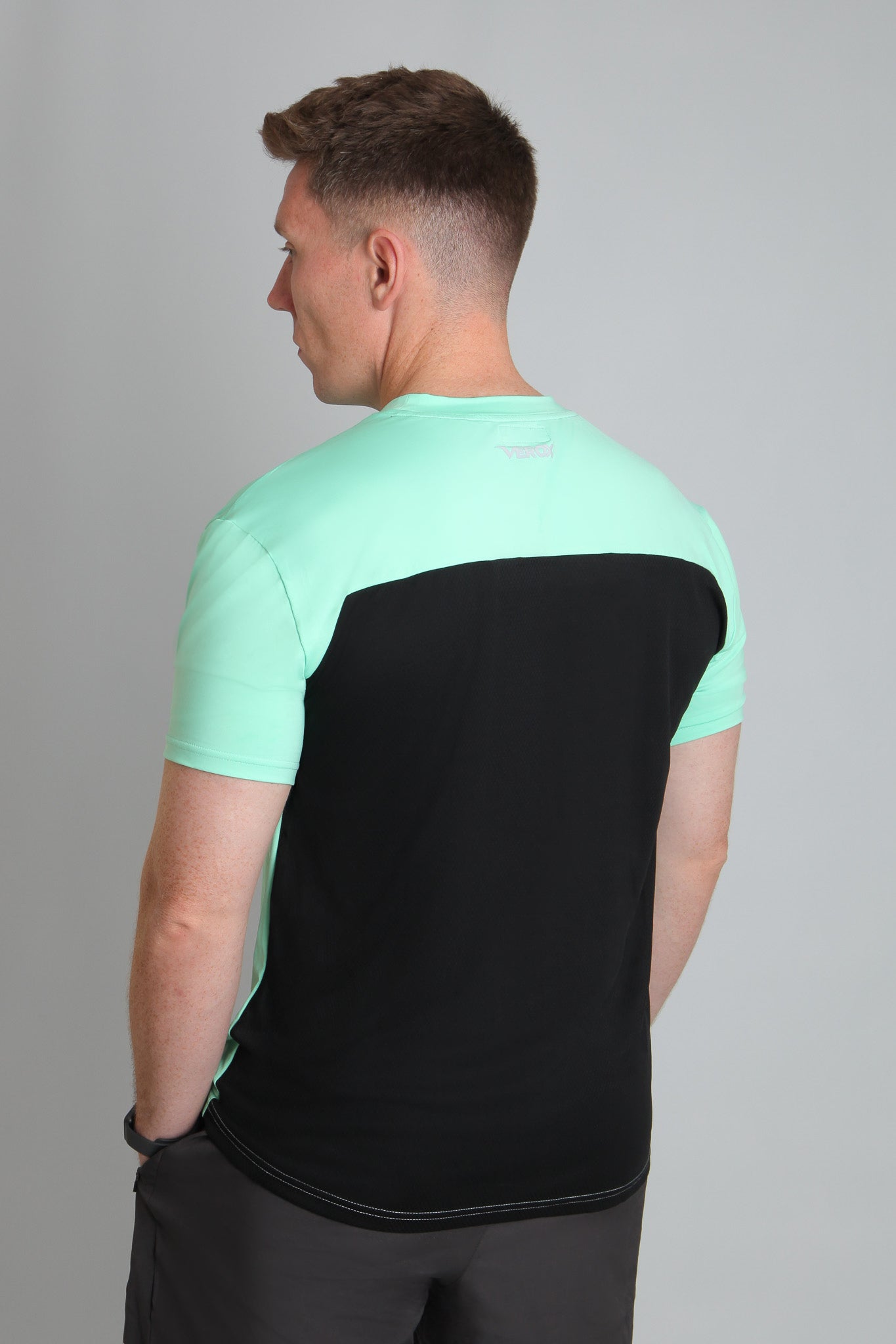 HexFlow™ T-shirt- Mint/Black