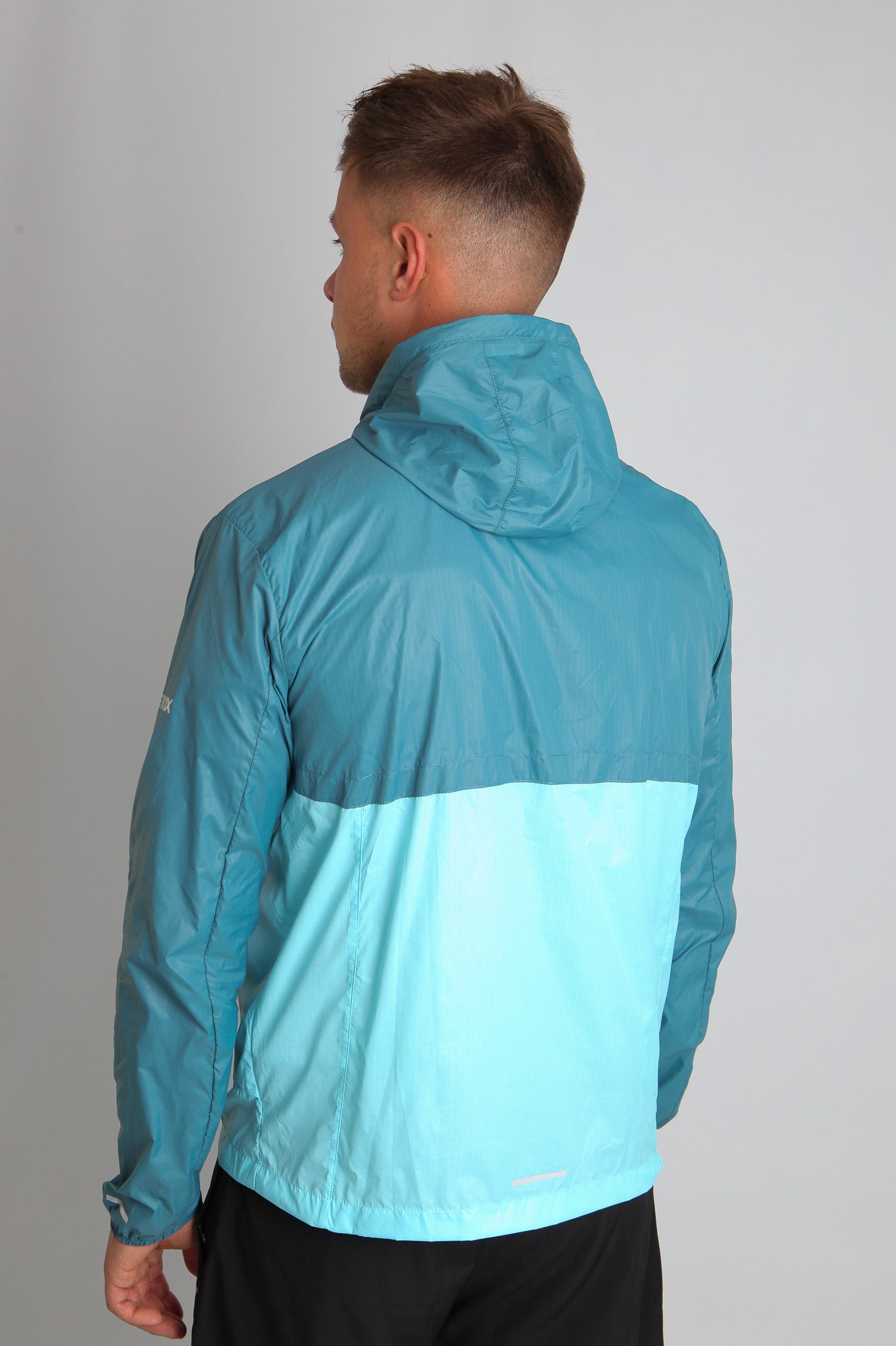Pace Windbreaker - Teal/Sky Blue