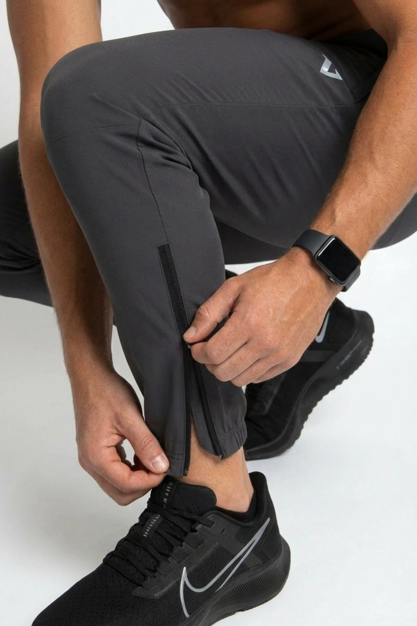 Flytech Run Pants - Dark Grey