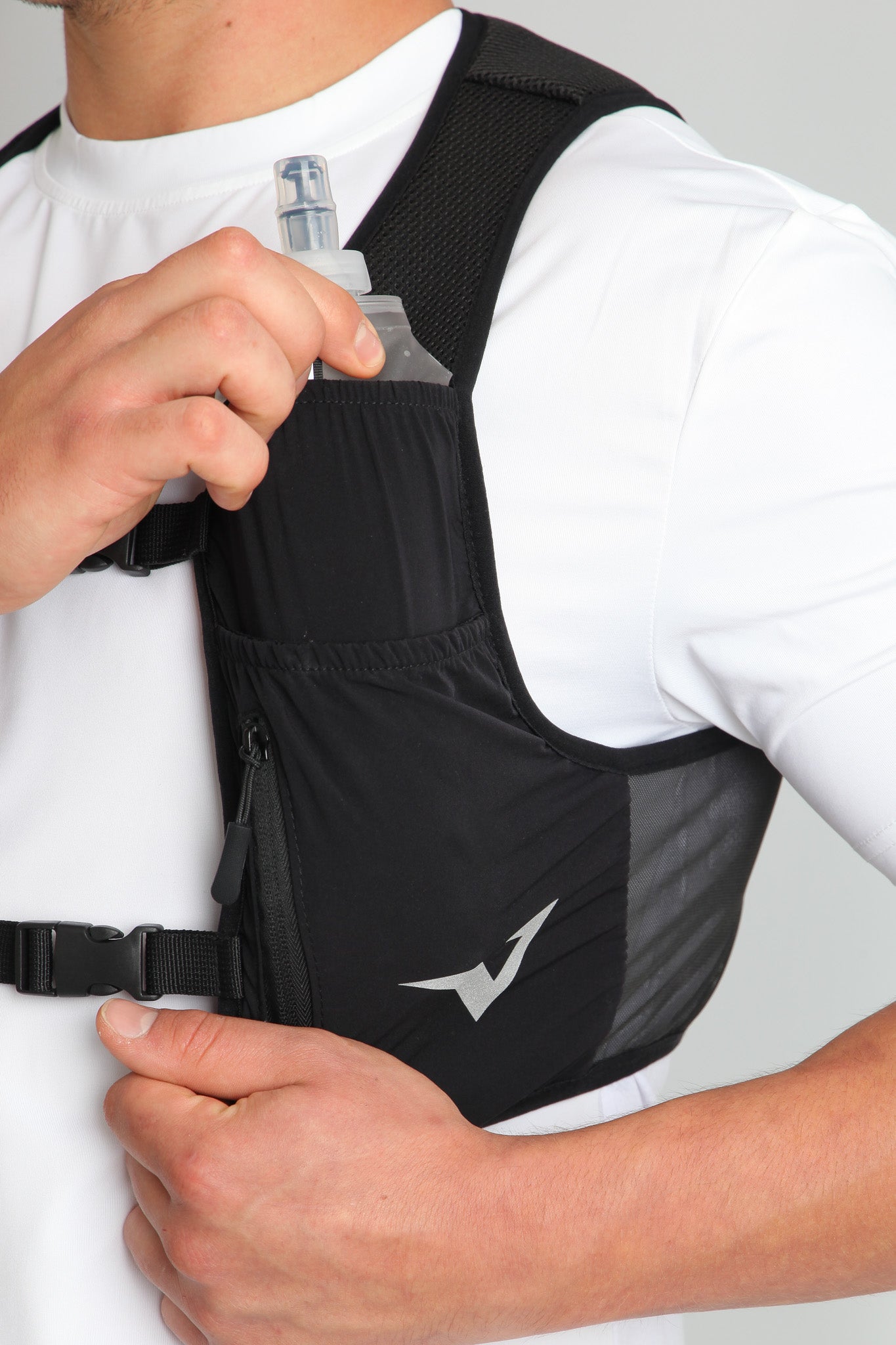 Strider-1™ Road Running Vest (With Flasks)